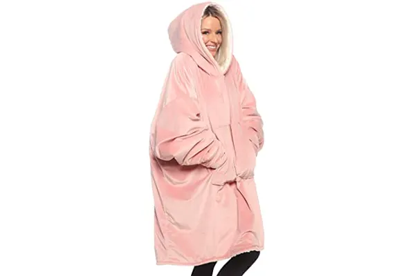 Oversized Microfiber & Sherpa Wearable Blanket