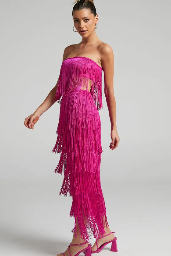 FRINGE STRAPLESS CROP TOP AND MIDI SKIRT TWO PIECE SET IN PINK