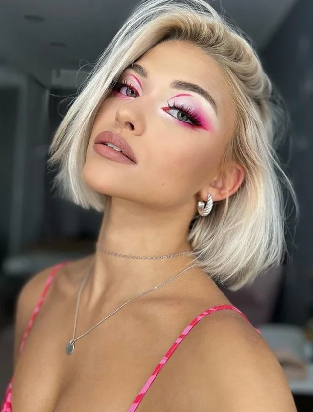 Barbie Eye makeup