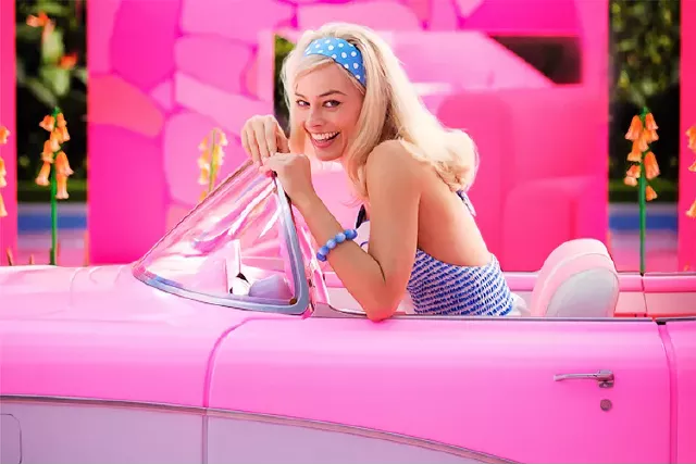 Margot Robbie, embodying the latest Barbiecore Trend