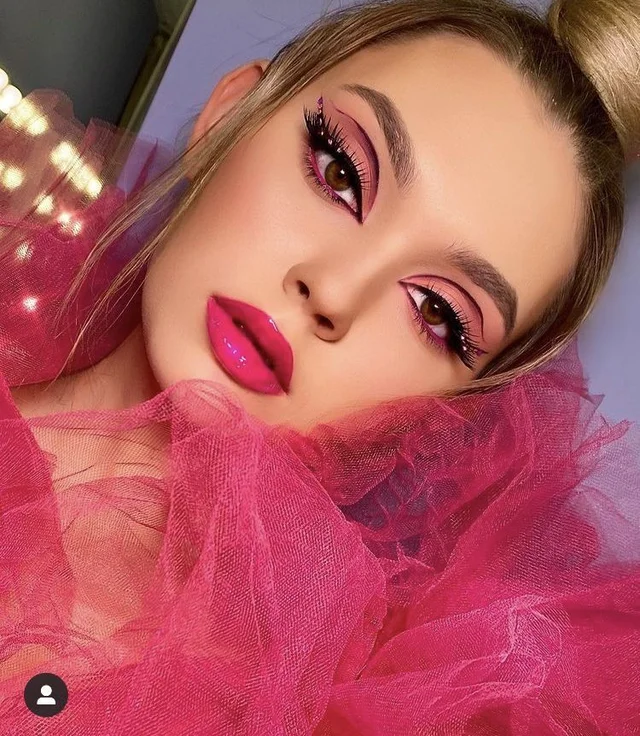 Barbie’s iconic pink lip