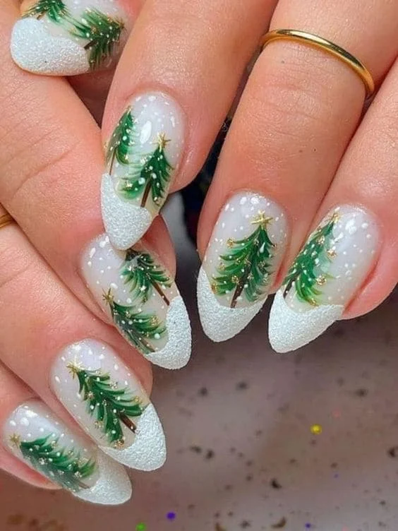 Cute Christmas Tree Nails