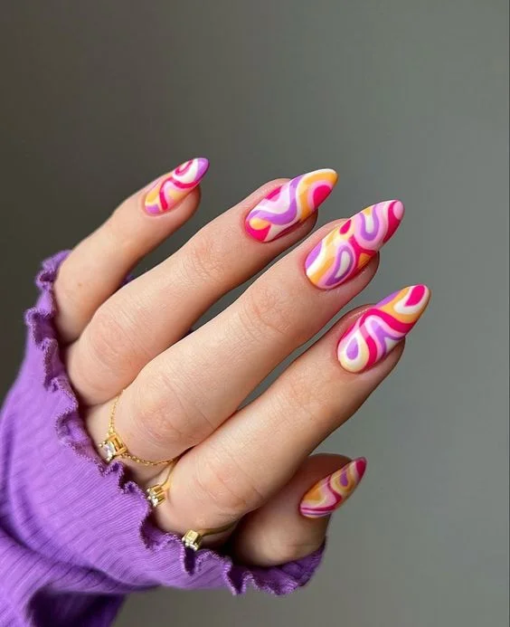 whimsical whirls and twirls designs on nails