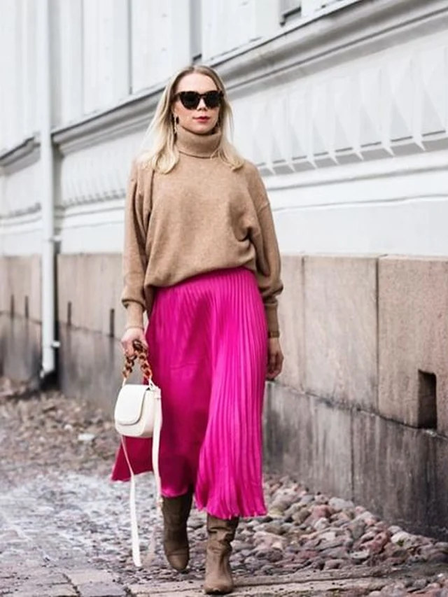 Brown Oversized Jumpers With Fuchsia Skirt